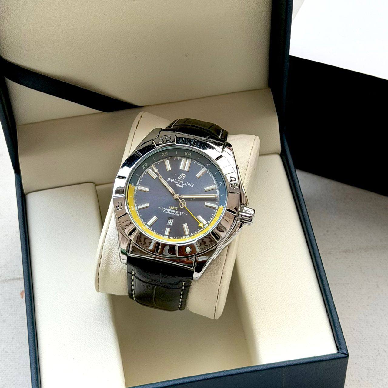 Men Leather Wrist Watch - Breitling Chronomat Automatic GMT 40