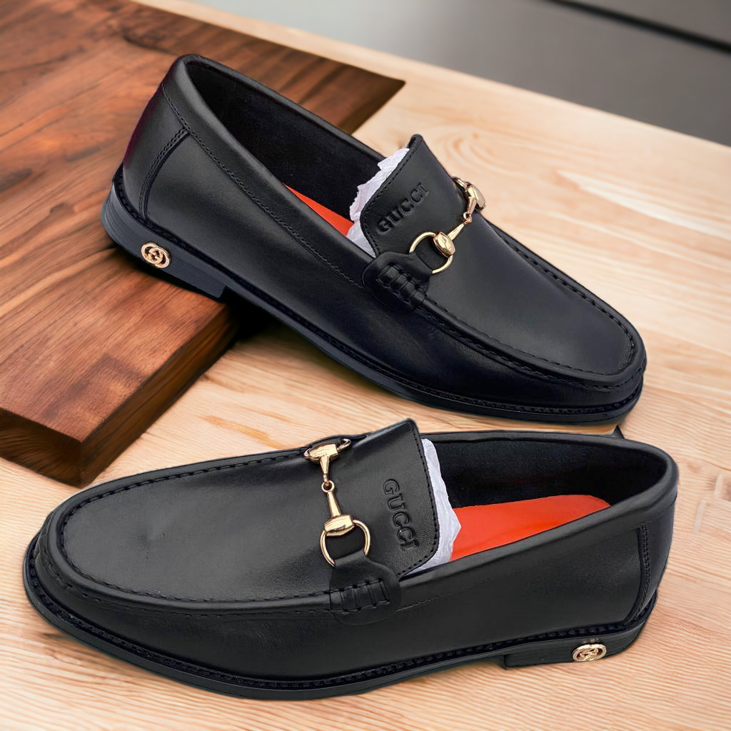 Classy Penny Loafers With Ornament