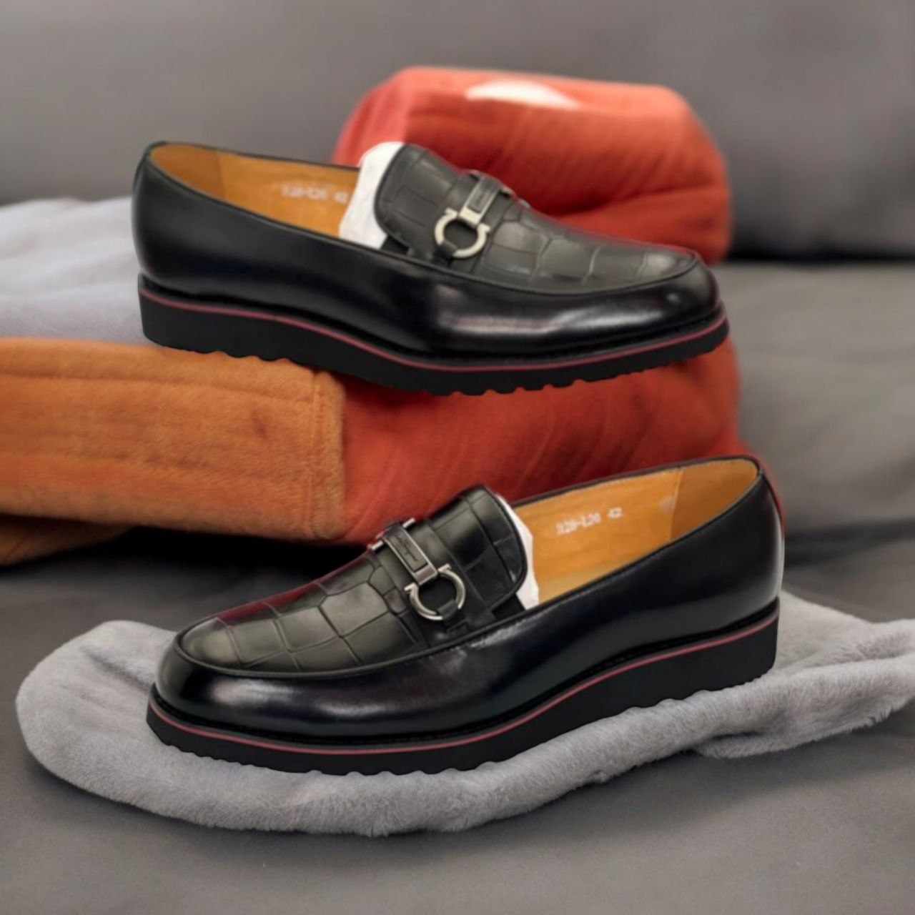 Leather Business smart footwear with Ornament (Elegant RTC1)