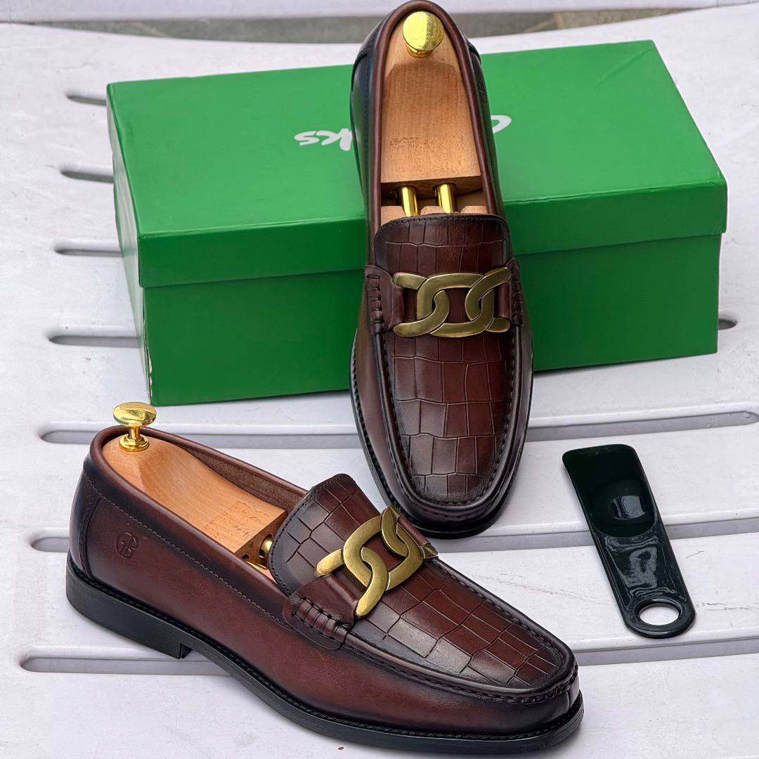 Men's Classic Brown Croc-Embossed Shoes