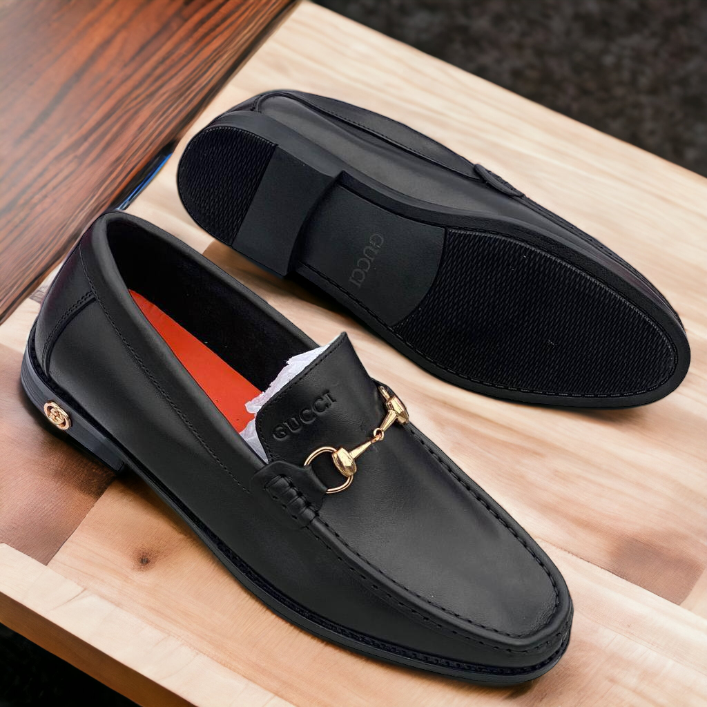Classy Penny Loafers With Ornament