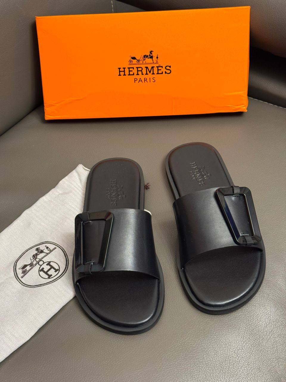 Men Hermes Triple Black Leather Slippers (Pure Leather)