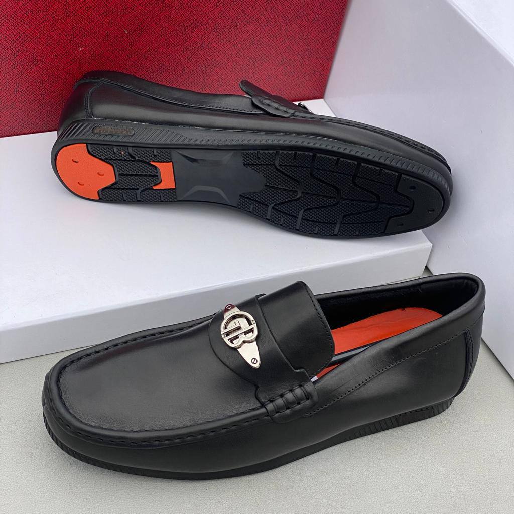 GB Leather Loafers (Black With Ornament)