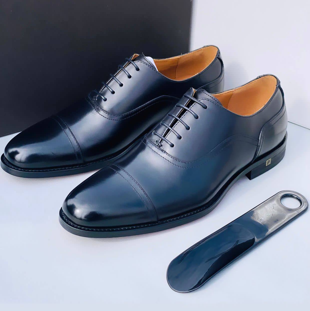 Frank Perry Cap toe Oxfords