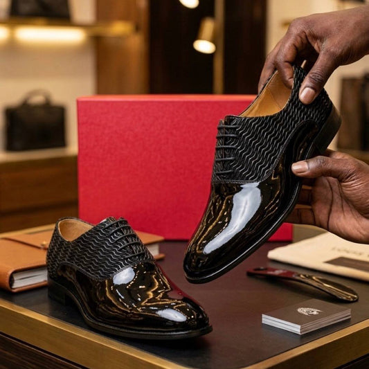 Men’s Handcrafted Textured Patent Leather Oxford ( AC x PG 001 )