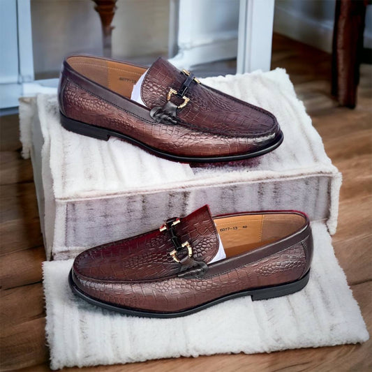 Coffee Croc Pattern Shoes