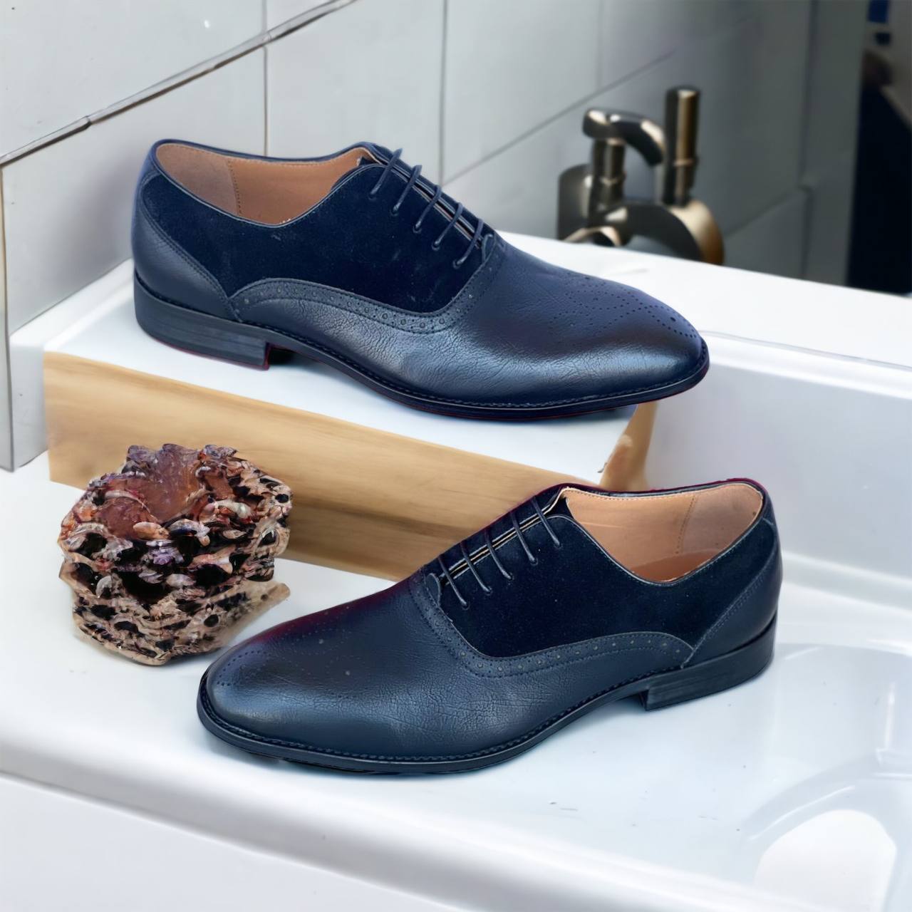 Suede x Leather Laced Up (s6)