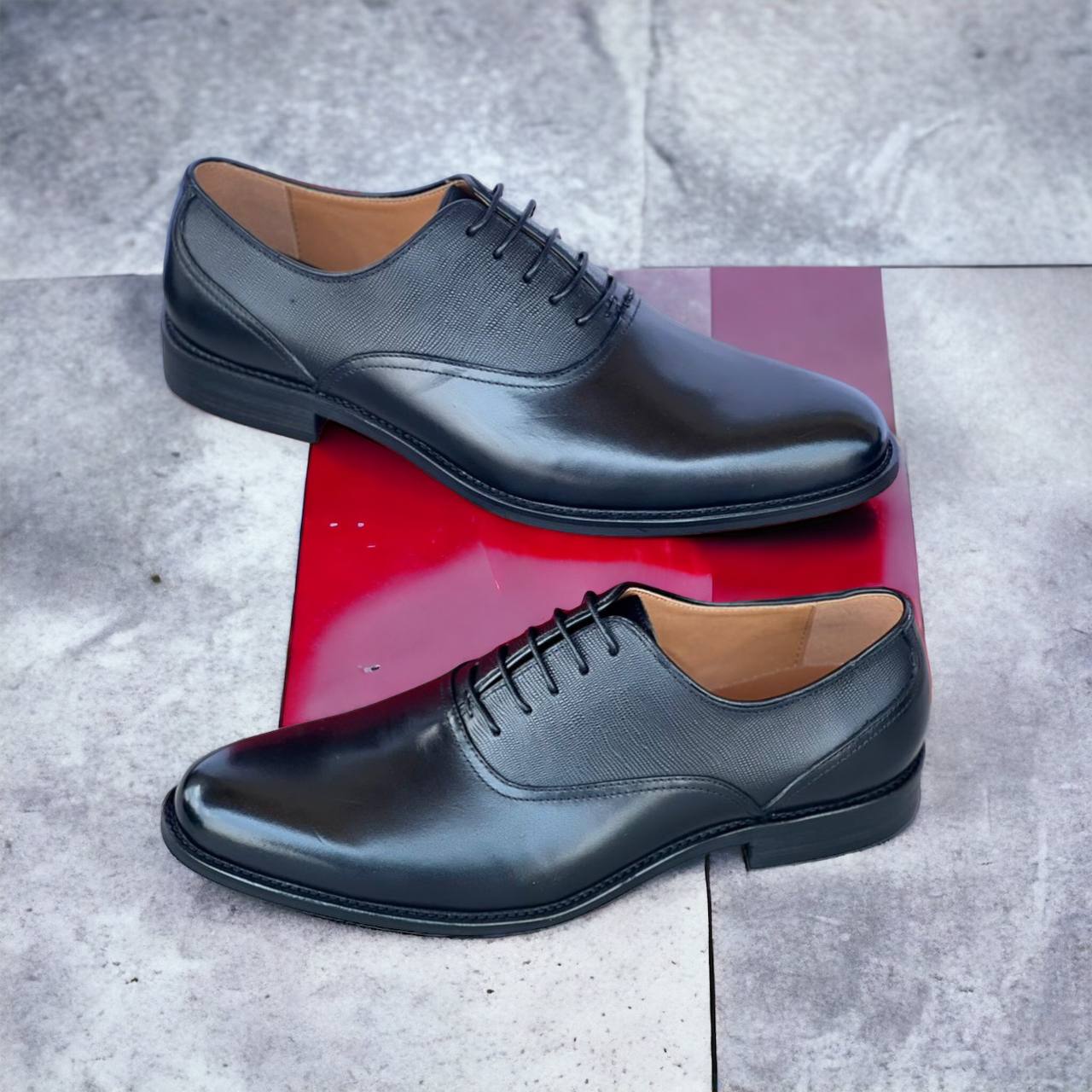Sleek Plain Leather x Coarse Leather Finish (s5)