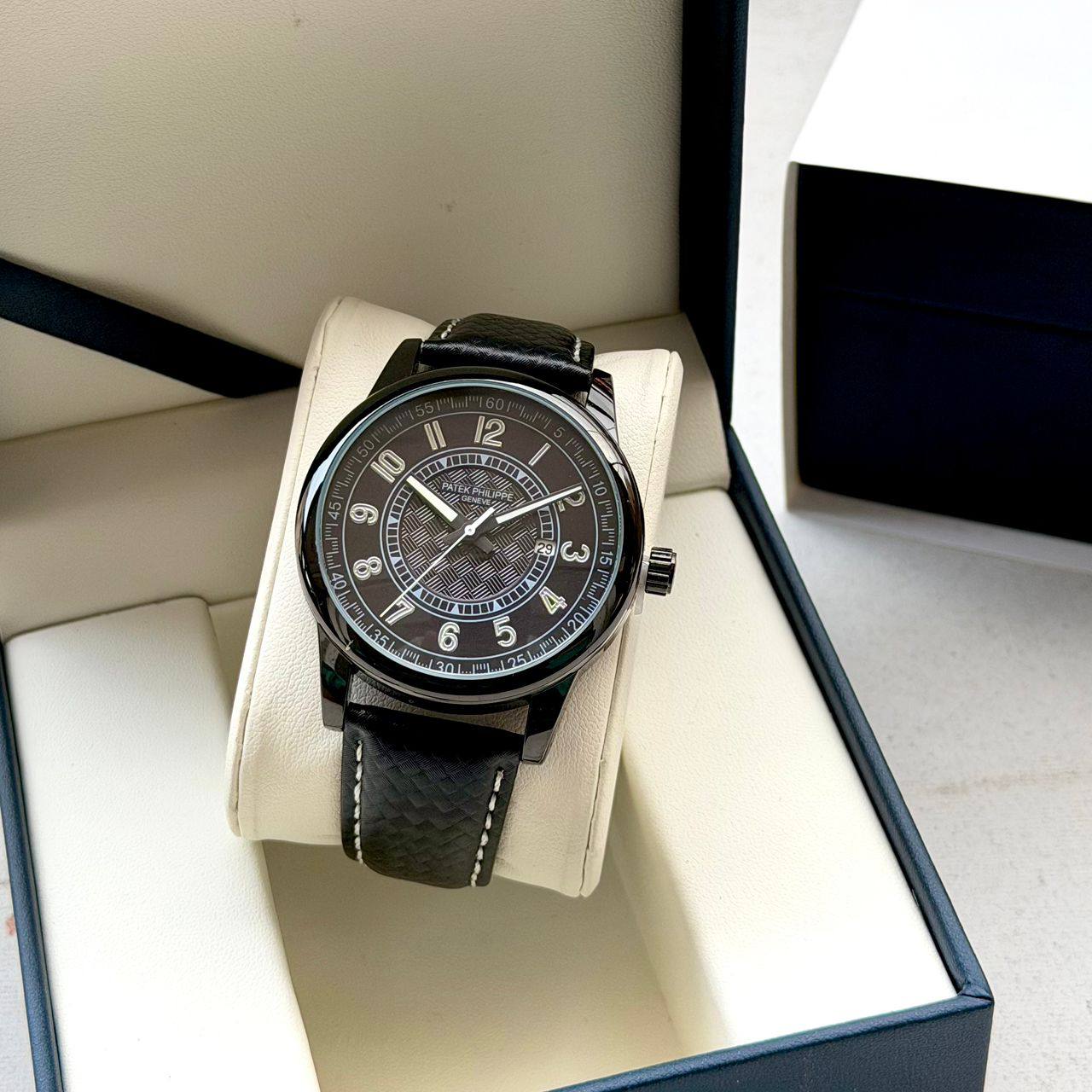Men Wrist Watch - Patek Philippe Calatrava – Modern White Gold Luxury