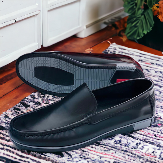 Black Classic Moccasin